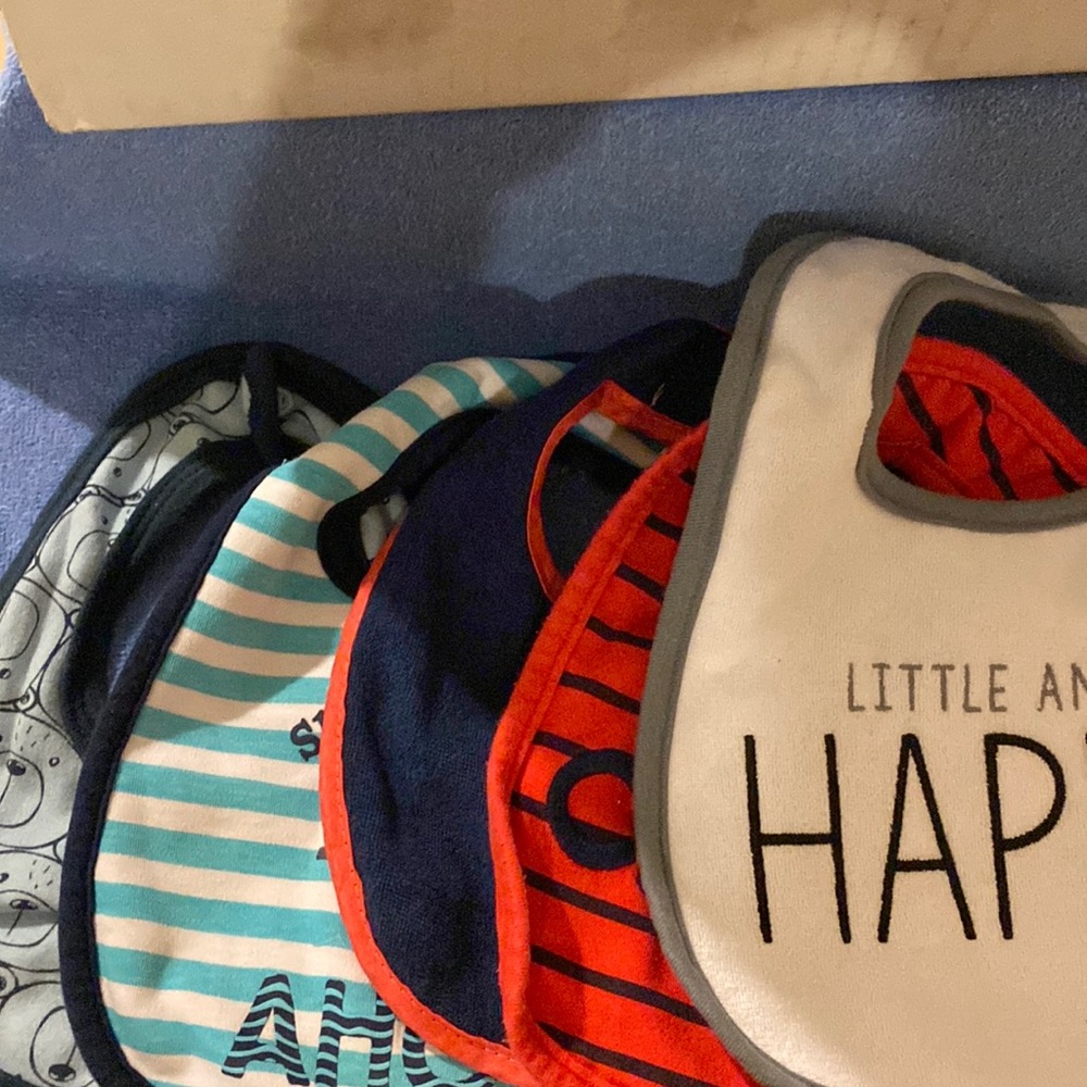 5 Baby Bibs No Stains